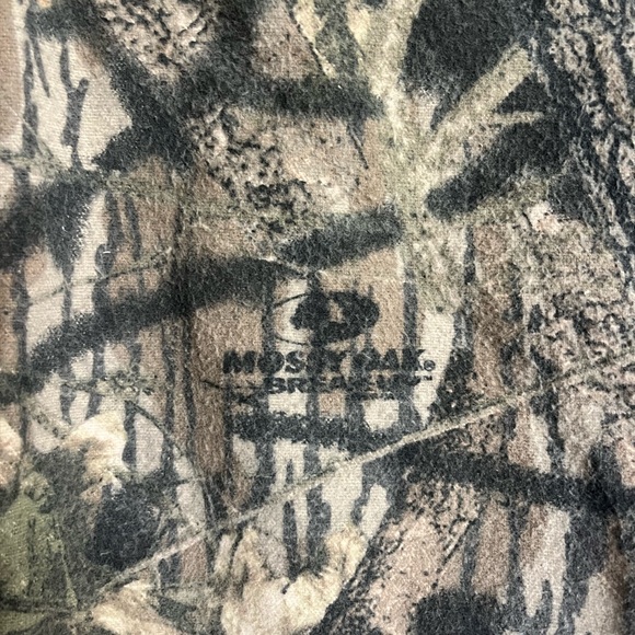 Vintage mossy oak camo flannel - Picture 3 of 4